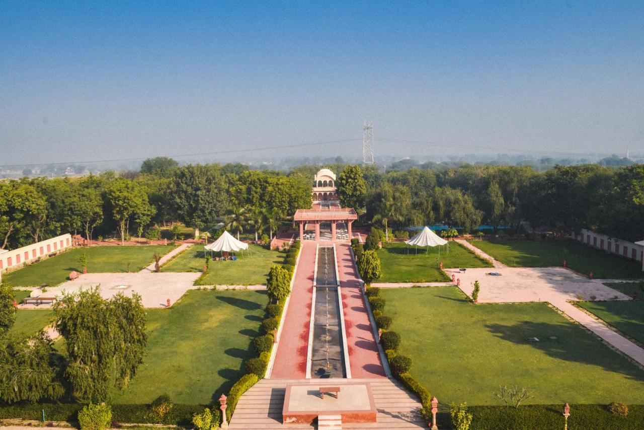 Umaid Palace - A Lakeside Heritage Palace Resort Near Jaipur Close To Bhangarh & Chand Baori Stepwell Abhaneri Dubbī Zewnętrze zdjęcie